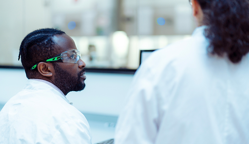 OXB-Investors-corporate governace-image grid 1-832x480px