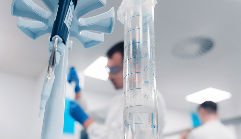 OXB-Investors-results and presentation-image grid 2-832x480px