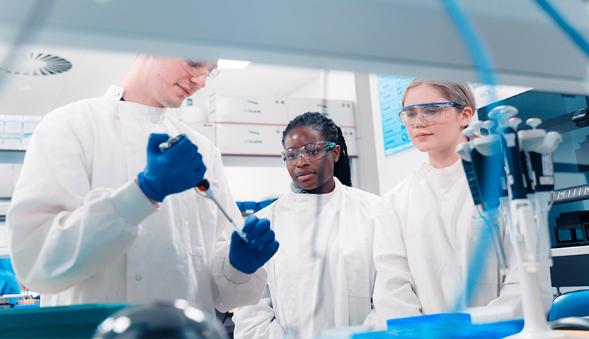 OXB-Partner-with-OXB-for-quality-and-regulatory-excellence-832x480px