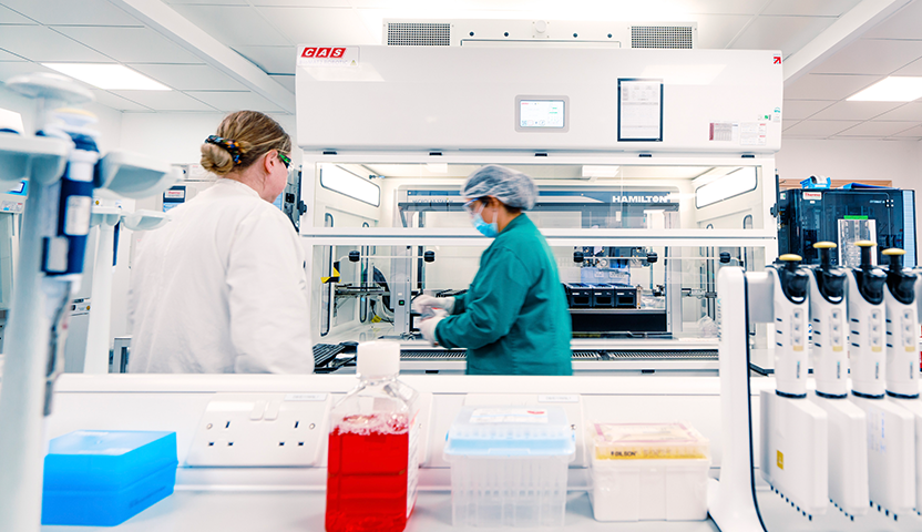 OXB-Investors-Analyst-image-grid-3-832x480px